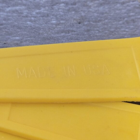 Vintage Foley Set 6 Yellow Plastic Nesting Measuring Spoons 1/8 - 1 Tbsp - Picture 3 of 4